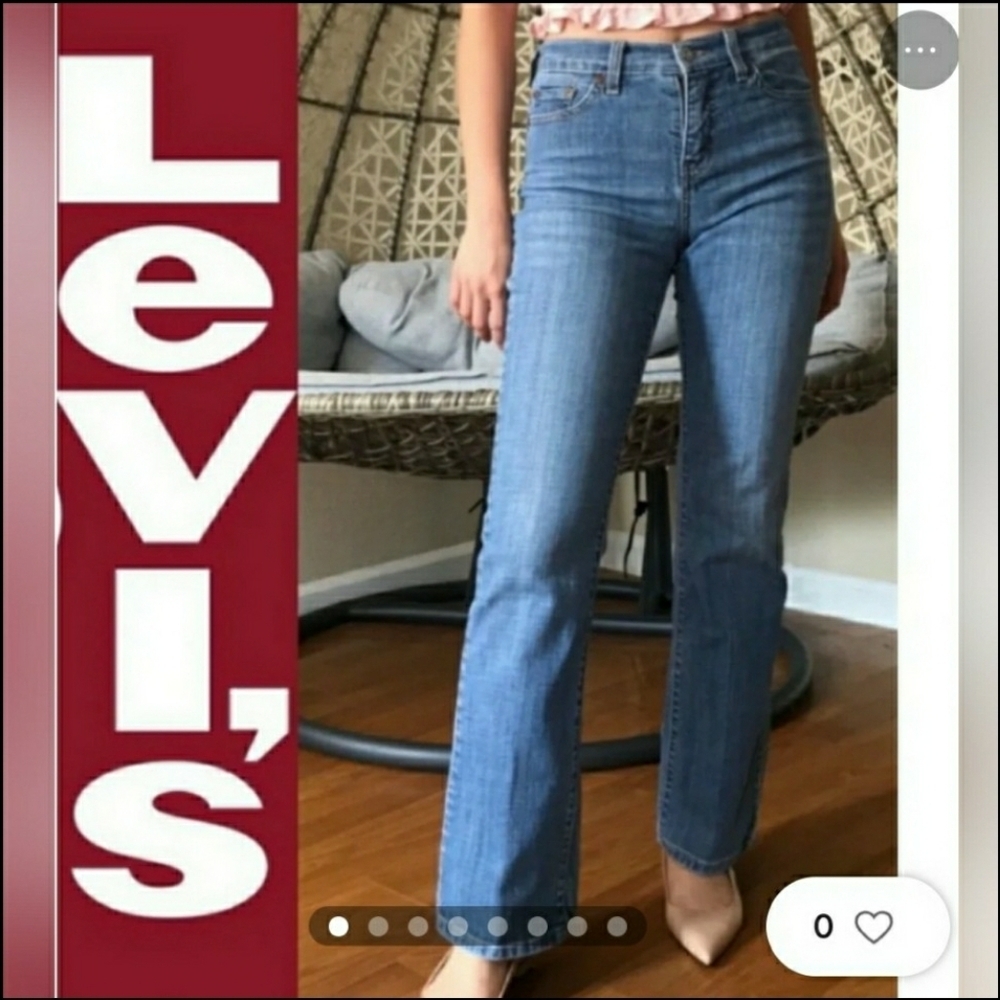 Levi's Perfectly Slimming Bootcut Jeans Size-6 Short, medium wash